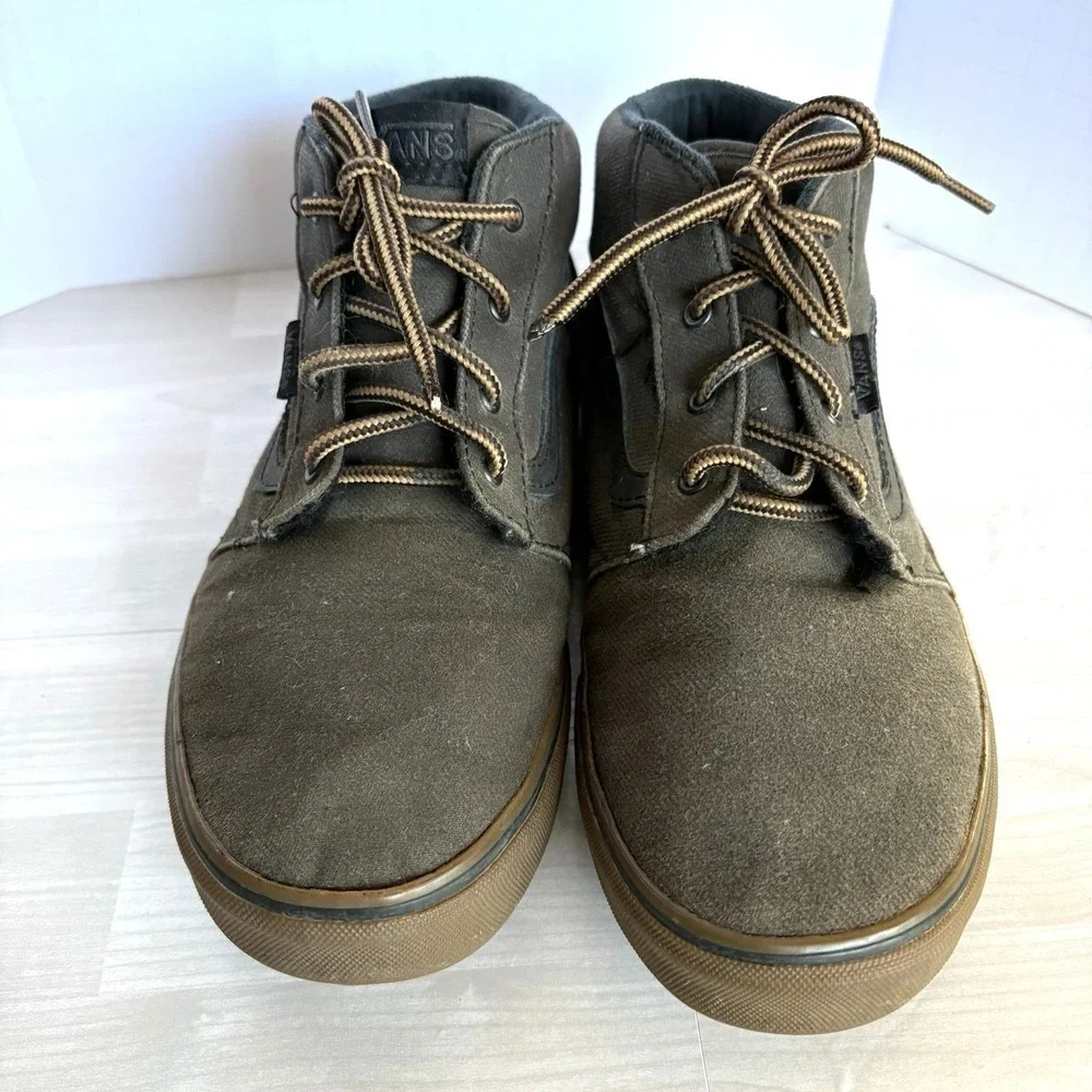 Vans Chukka Mid Canvas Brown Gum Sole Youth 6, Men 6,‎ Women 7.5, MidTop Sneaker